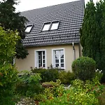 Im Neubauernweg 3 Apartman *