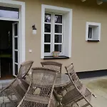 Im Neubauernweg 3 * Hoppegarten