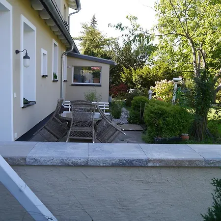 Im Neubauernweg 3 Apartment Hoppegarten