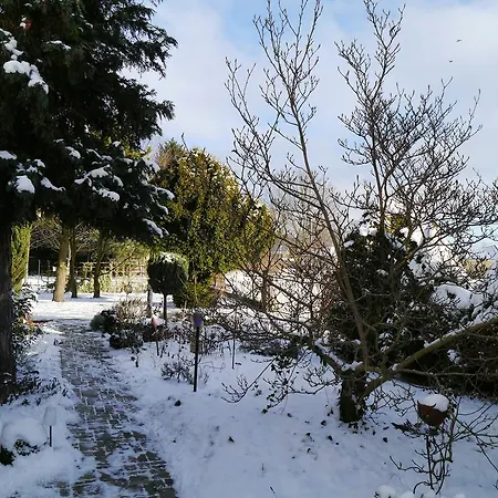 Im Neubauernweg 3 Хоппегартен