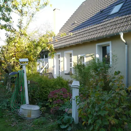 Im Neubauernweg 3 *