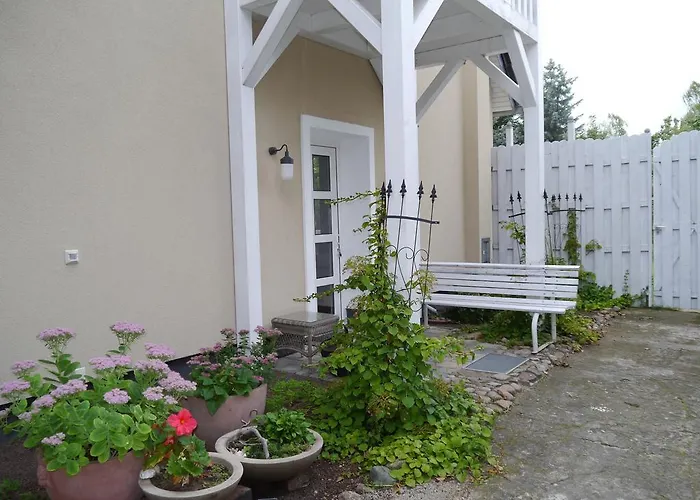 Im Neubauernweg 3 * هوبيغارْتْنْ